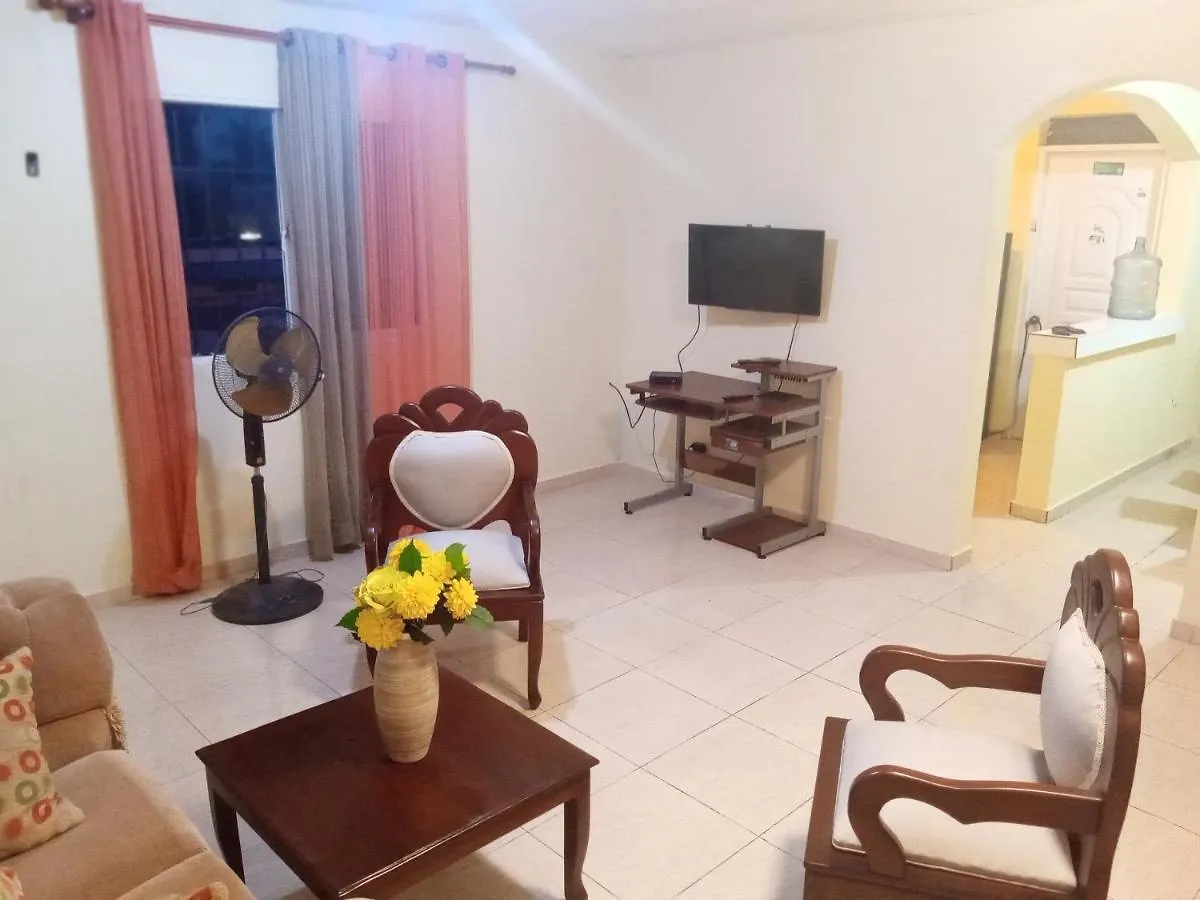 Apartamento En Santo Domingo Este, Urbanizacion Moises, A 40 Minutos Playa Boca Chica 0*,  Dominikai Köztársaság
