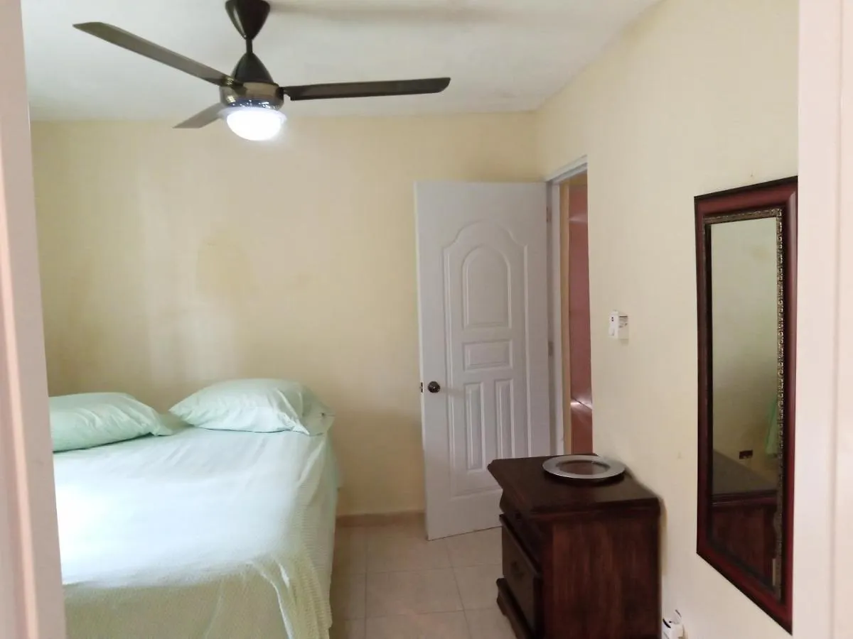 Apartamento En Santo Domingo Este, Urbanizacion Moises, A 40 Minutos Playa Boca Chica 0*,  Dominikai Köztársaság